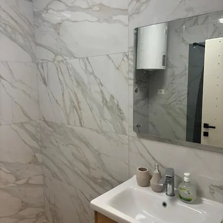 Tini 1 Appartement Pula